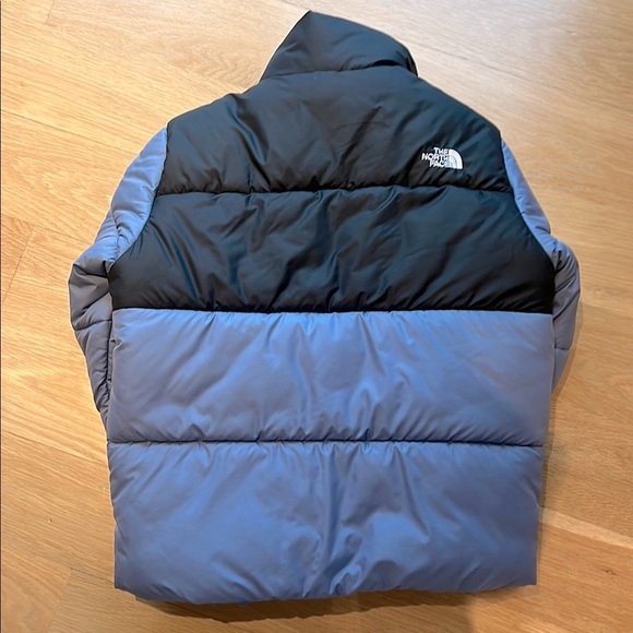Women’s North Face 1969 Retro Nuptse Black and Blue Puffer Jacket size Medium - Picture 2 of 3